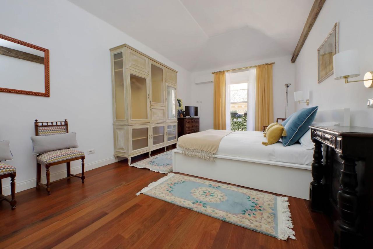Ych-Penthouse Fiammetta A Piazza Navona Leilighet Roma Eksteriør bilde
